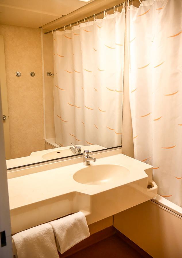 Hotel Des Thermes Les Domes Vichy Esterno foto